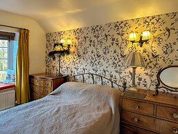Lamorna Cottage