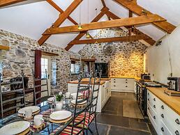 St Dogwells Barn