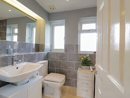 25 Resbury Close