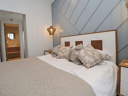 The Lodge @ Racecourse House