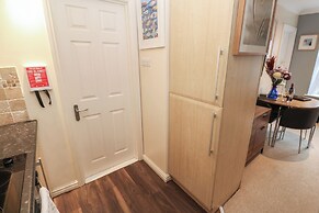 5 Lyonesse Apartments