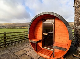 Three Peaks Barn