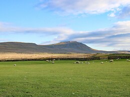 Three Peaks Barn