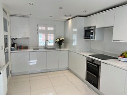 23 Millhams Street