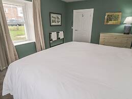 Salmon Cottage