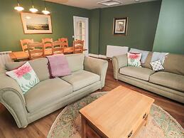 Salmon Cottage
