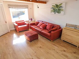Valley View Cottage