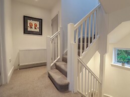 3 Grange Villas