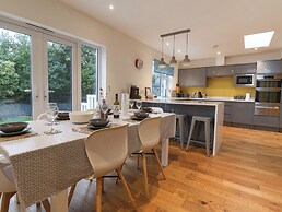 3 Grange Villas