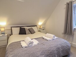3 Grange Villas