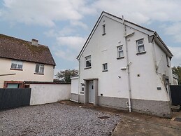 3 Grange Villas