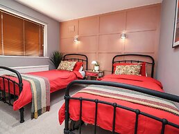 Steam and Stay @ Hoole