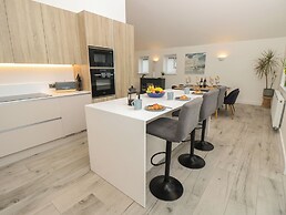 Low Tide Loft