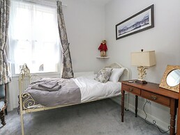 Harbour Retreat