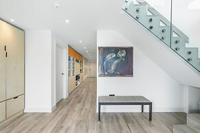 1 Little Broomcroft