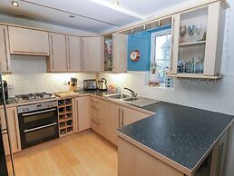 Alban Road