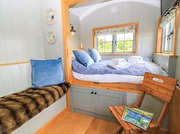 Goose Whistle Hut