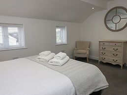 Edgemere Retreat