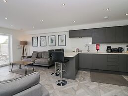 Edgemere Retreat