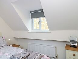 4 Noel Court