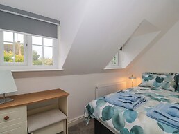 4 Noel Court