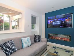 4 Noel Court