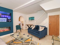 4 Noel Court