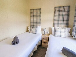 Crathie Lodge