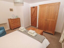 Wood Cottage