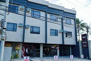 Bhive Hotel