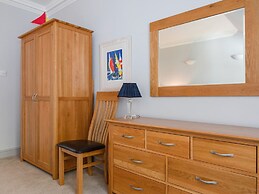 17 St Elmo Court