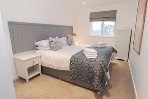 Una, Lodge 73