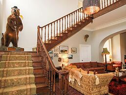 Caynham Court