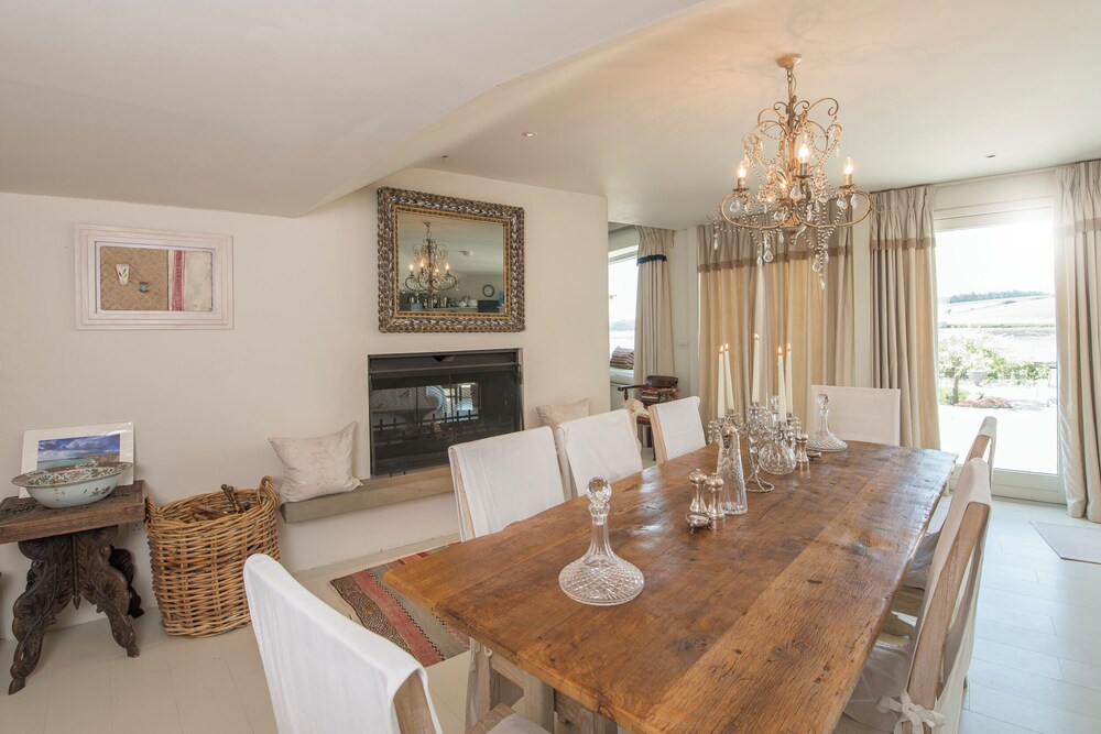 Curlew House