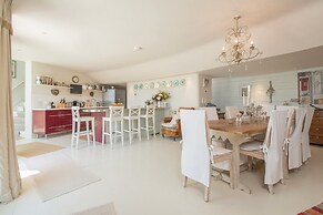Curlew House