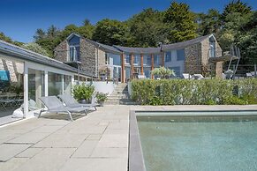 Curlew House