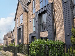 4 Rockcliffe Grange