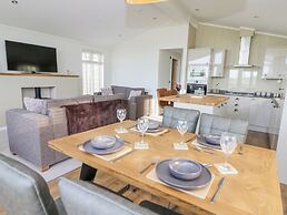 Seren Lodge