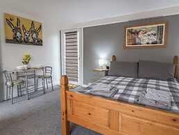 Bobby's Lodge