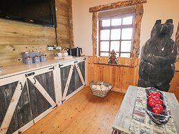 Bear Claw Lodge