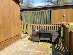 Dovestone Luxury Lodges - Pets Welcome