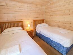 Dovestone Luxury Lodges - Pets Welcome