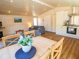 Dovestone Luxury Lodges - Pets Welcome