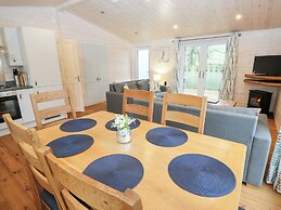 Dovestone Secluded Luxury Lodges - Pets Welcome
