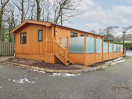 Dovestone Luxury Lodges - Pets Welcome