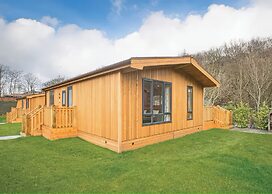 Dovestone Luxury Lodges - Pets Welcome