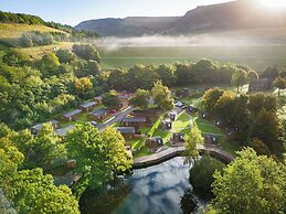 10 Chew Valley Lodge