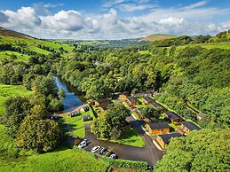 10 Chew Valley Lodge