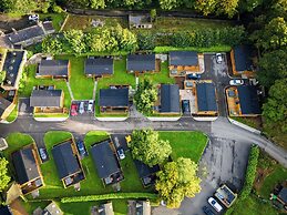 Dovestone Luxury Lodges - pet Free