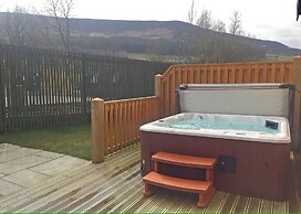 Dovestone Luxury Lodges - Pets Welcome